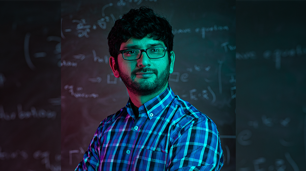 Loyola Chicago's College of Arts and Sciences Dr. Walter Tangarife headshot.